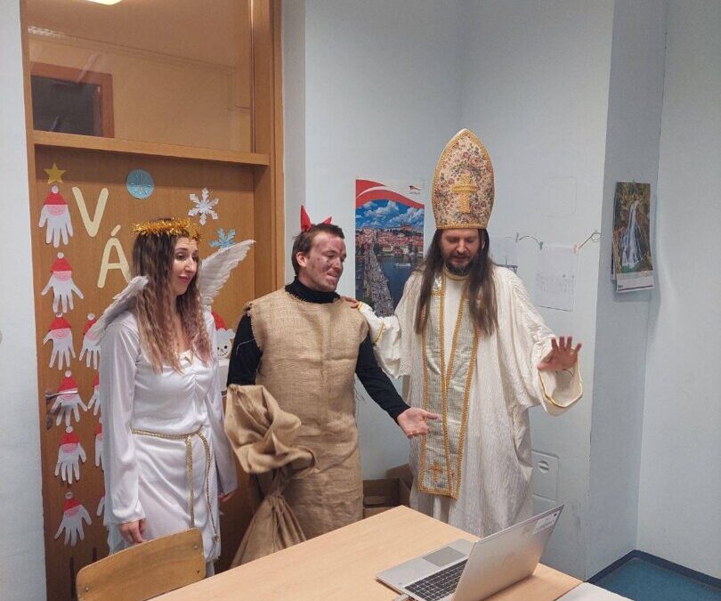 Mikuláš, anděl i čert