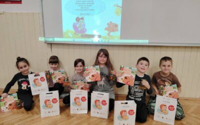 Školski medni dan s hrvatskih pčelinjaka