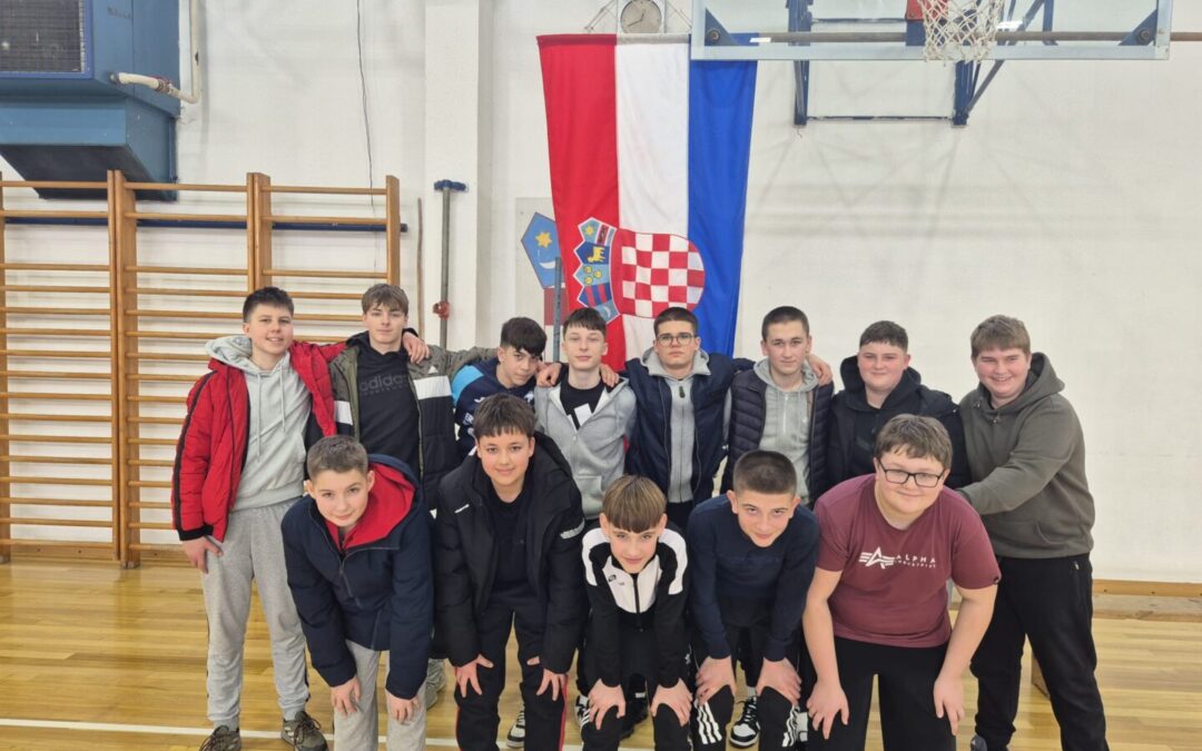 Odbojkaši na korak do medalje!